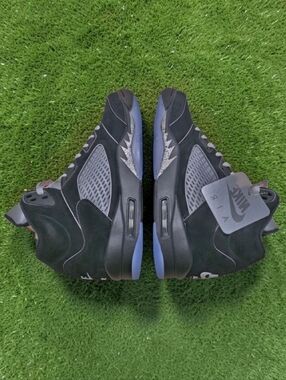 DS Air Jordan 5 Retro OG 'Black Metallic Reimagined' - Size 12 - HF3975-001